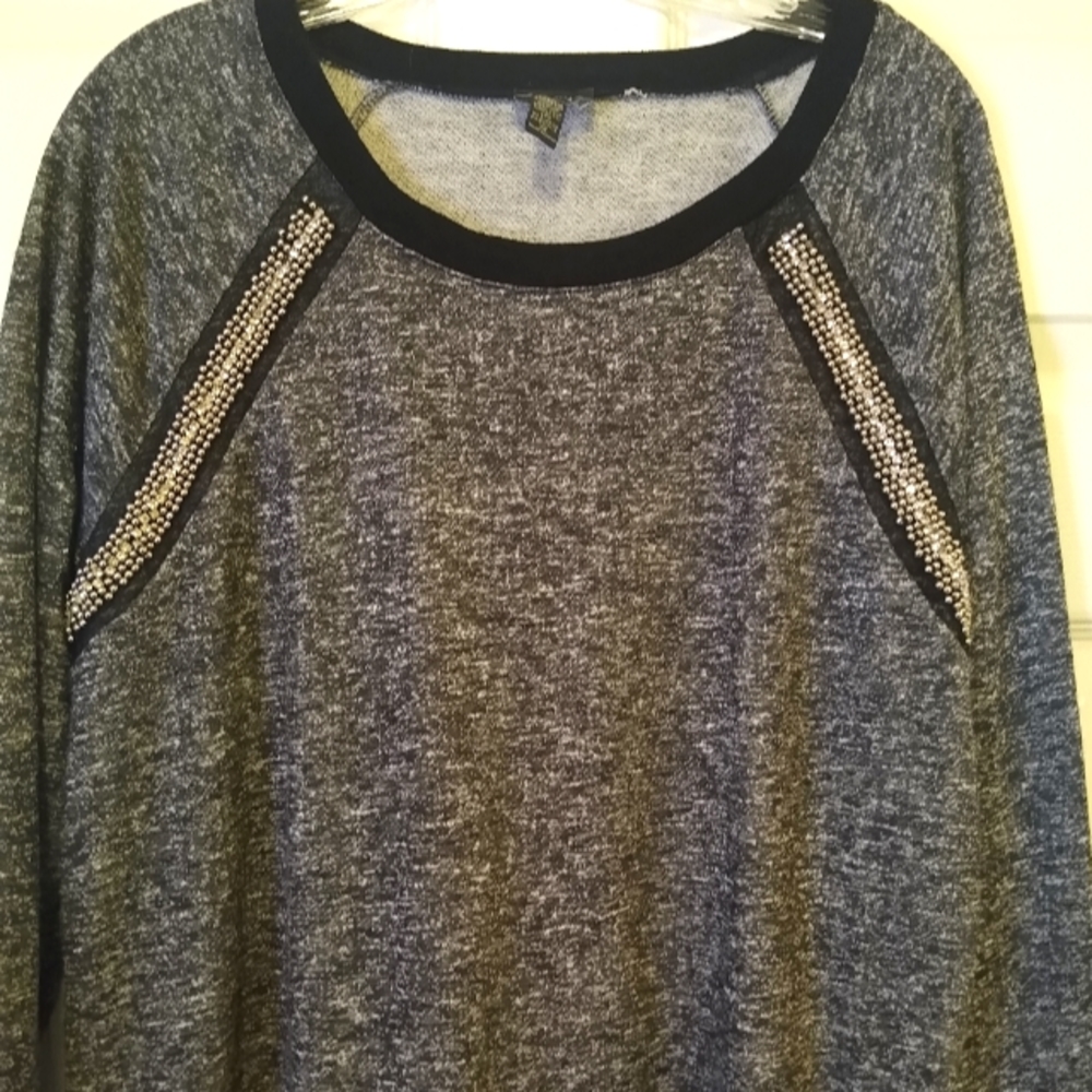 Lavanya gray sweatshirt